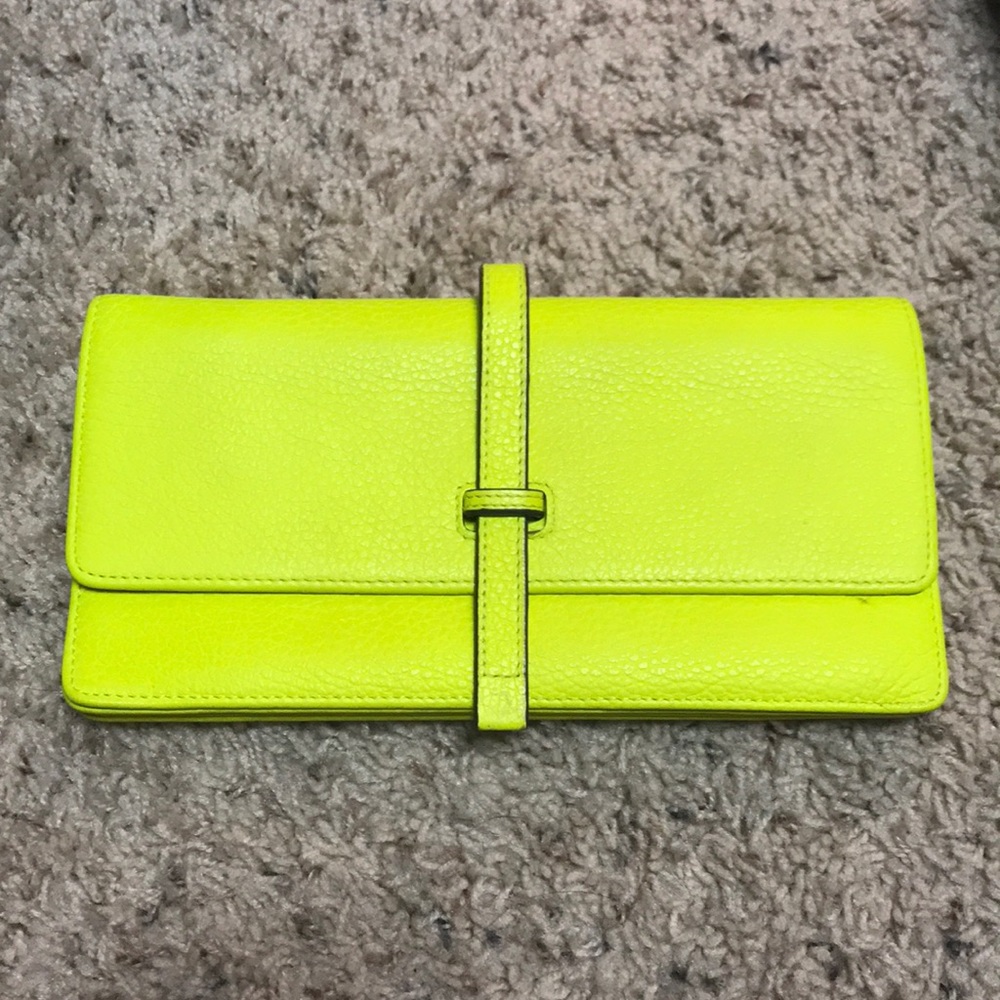 Annabel Ingall wallet